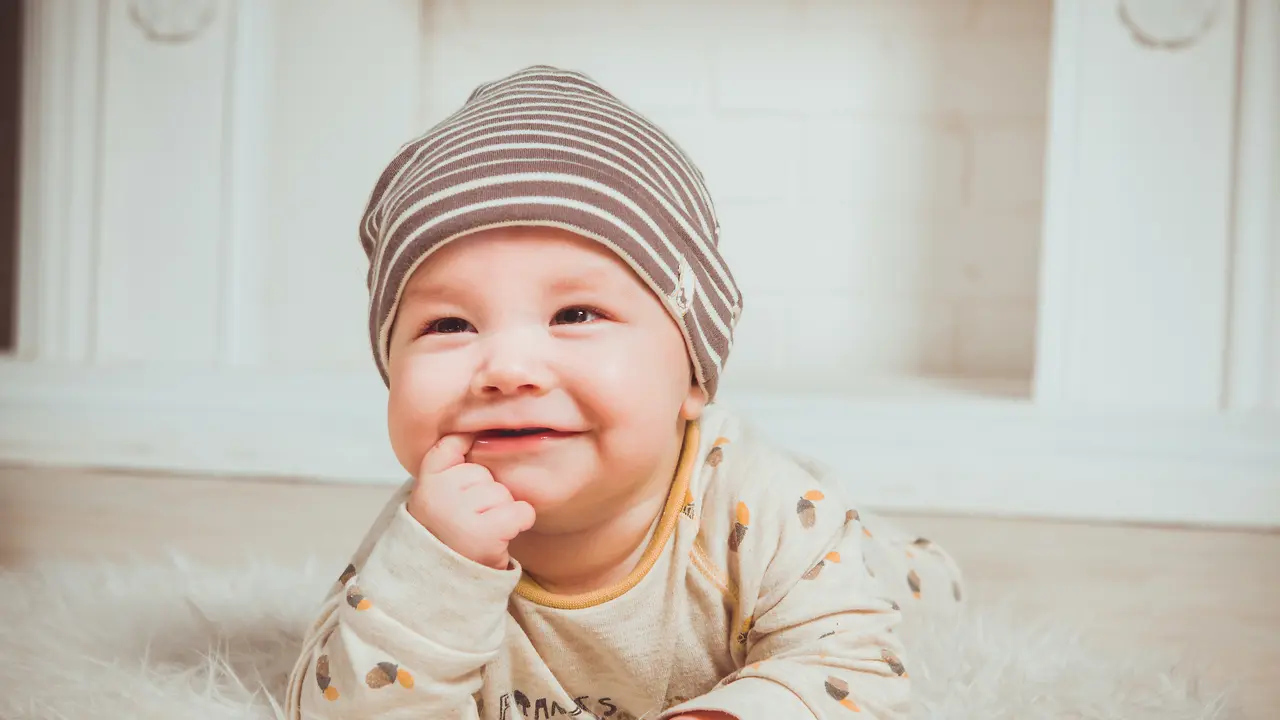 Bayi Tumbuh Gigi