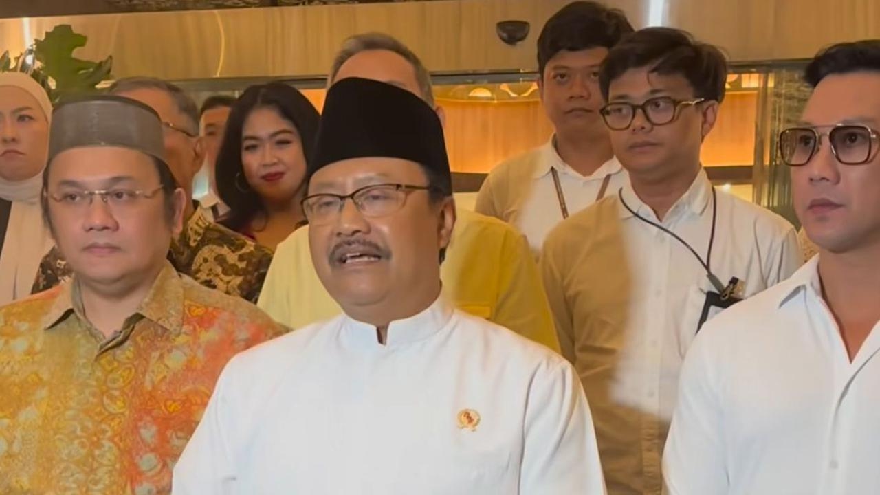 Kisruh Donasi Berakhir Damai, Dipertemukan Kemensos RI Denny Sumargo dan Farhat Abbas Akhirnya Sepakat
