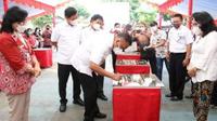 Gubernur Sulut Olly Dondokambey bersama Wagub Steven Kandouw meresmikan sejumlah proyek bantuan pemerintah untuk sekolah-sekolah, baik swasta maupun negeri.