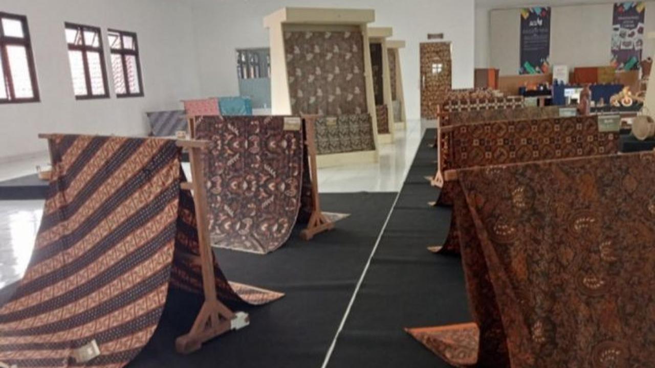 Tak Semua Orang Tahu, ini 3 Perbedaan Batik Indonesia dan Malaysia
