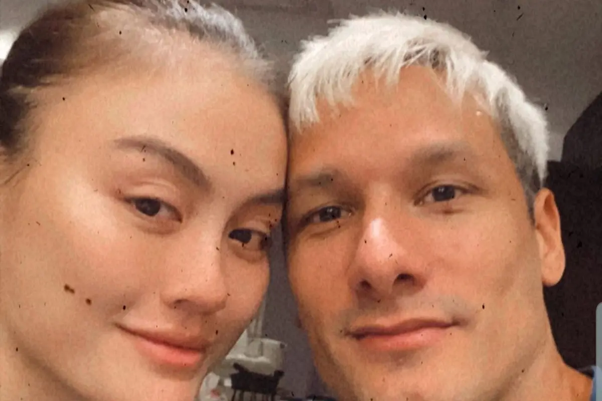 Agnez Mo dan Raphael Maitimo. (Foto: Instagram @agnezmo)