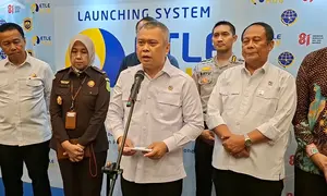 Menteri Perhubungan, Dudy Purwagandhi dalam Peluncuran ETLE Hub di kantor Kementerian Perhubungan, Jakarta, Senin (10/8/2026). (Liputan6.com/Arief)