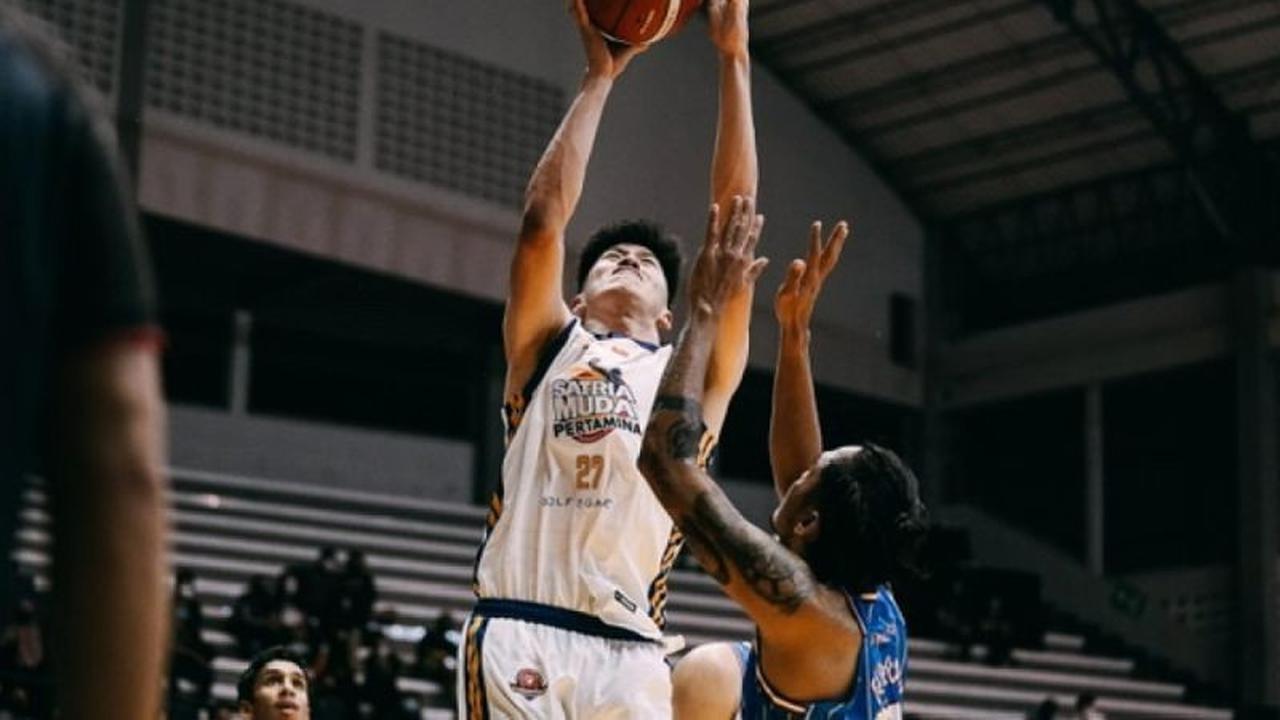 Cesar Camara Genjot Fisik dan Mental Kelvin Sanjaya untuk Borneo Hornbills di IBL 2026