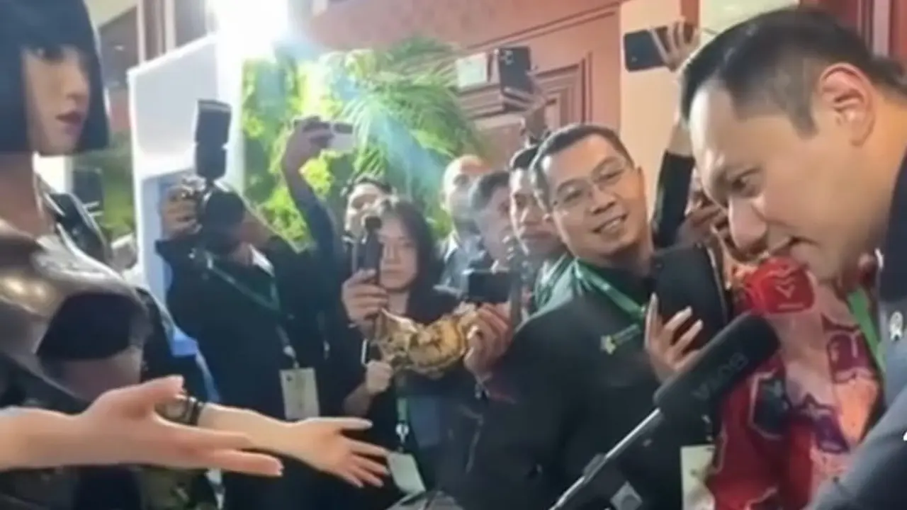 AHY Tanya Robot AI Cara Indonesia Maju Rakyatnya Sejahtera