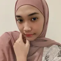 Gaya hijab Cindy Caroline. (Foto: instagram/c.eendy)