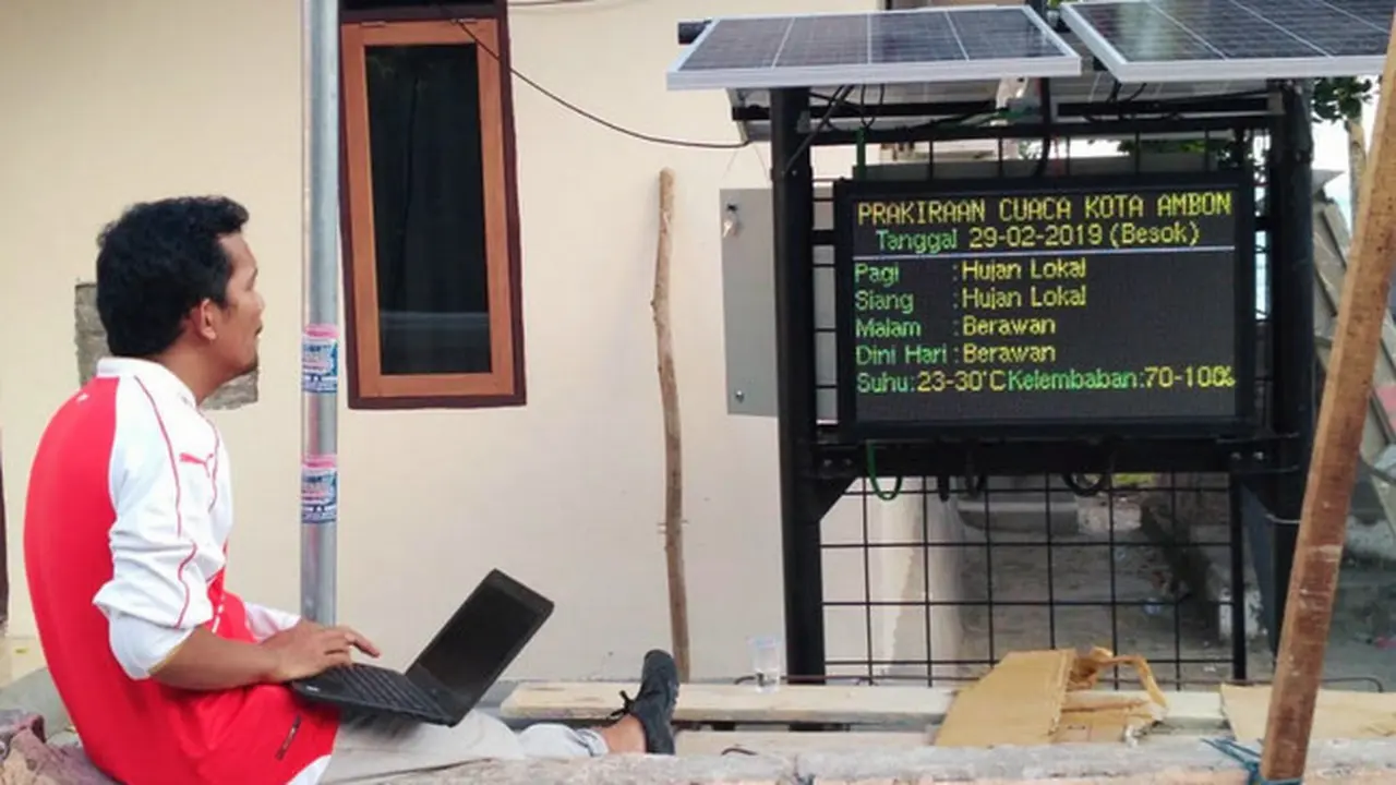 AS dan Indonesia bermitra untuk mengembangkan sistem peringatan dini untuk mengurangi risiko bencana alam. (USAID)