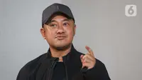 Sutradara, Rizal Mantovani saat wawancara khusus dengan Liputan6.com di Jakarta, Rabu 30 April 2025. (Liputan6.com/Angga Yuniar)