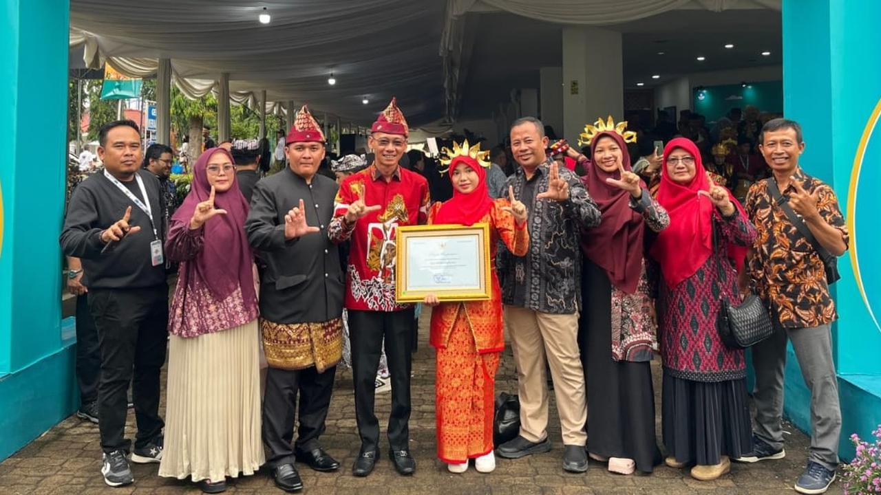 OKU Timur Raih Penghargaan Revitalisasi Bahasa Komering dari Kemendikbudristek