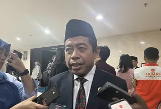 Ketua DWP PKS DKI Jakarta Khoirudin merespons mengenai namanya yang digadang-gadang bakal maju sebagai calon gubernur di Pilkada Jakarta 2024. (Liputan6.com/ Winda Nelfira)