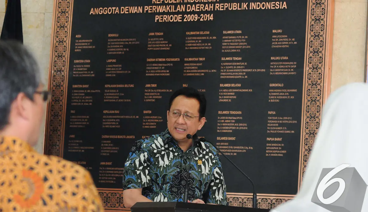 Ketua DPD RI Irman Gusman memberikan nilai A atas kinerja pemerintahan Jokowi-Jusuf Kalla saat membacakan pidato refleksi akhir tahun Jakarta, Senin (22/12/2014). (Liputan6.com/Andrian M Tunay)