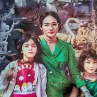 Potret Maia Estianty bersama ibu dan adiknya (Sumber: Instagram/maiaestiantyreal)