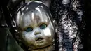 Setelah 50 tahun lamanya Santana menaruh boneka di pulau tersebut, secara misterius Santana ditemukan tewas oleh keponakannya sendiri pada 17 April 2001. Ia ditemukan tewas  di tempat  arwah bocah yang mengganggunya dulu tewas tenggelam. (Reuters)