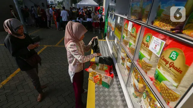 Bazar Ramadan Sembako Murah LRT Jakarta