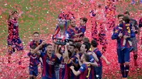 Momen perayaan juara La Liga musim 2014/2015 Barcelona di Camp Nou (AFP PHOTO / JOSEP LAGO)