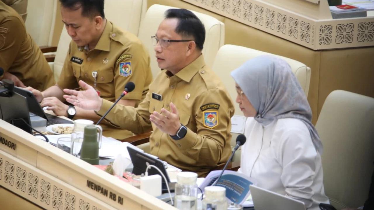 DPR dan Mendagri Kompak Lindungi PPPK, Pemda Dilarang Lakukan Pemberhentian Pegawai