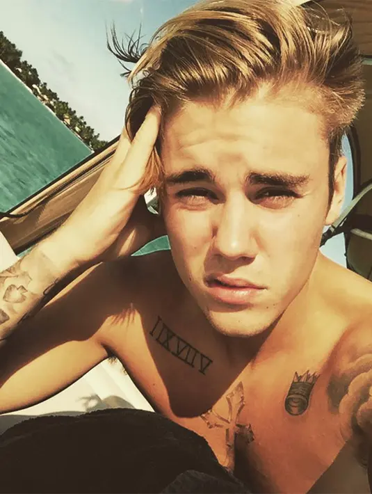 Bahkan sang tatoo artistnya pun mengatakan bahwa Justin benar-benar kuat menahan rasa sakit dalam pembuatan tato yang memakan 26 jam dalam 3 hari. (instagram/justinbieber)