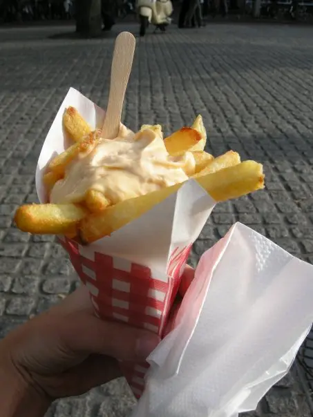 Begini cara atasi ketidakcocokan dengan kuliner lokal. (Sumber Foto: blog.amsterdamcitytours.com)