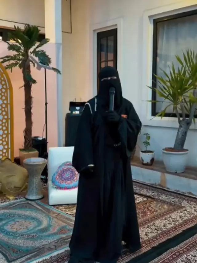 Potret Halaman Belakang Rumah Umi Pipik Saat Buka Bersama (Instagram _ummi_pipik_)