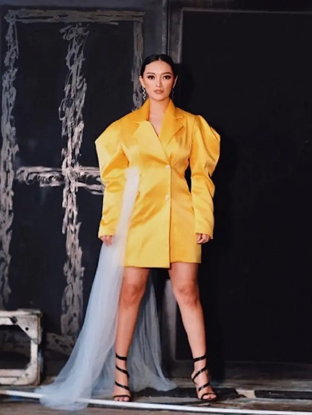 [Fimela] Zaskia Gotik