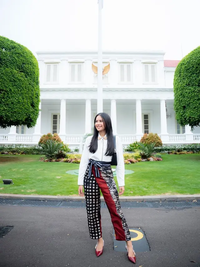 8 Inspirasi Outfit Merah Putih untuk Rayakan 17 Agustus, dari Tissa Biani, Sandrinna Michelle, hingga Dian Sastrowardoyo