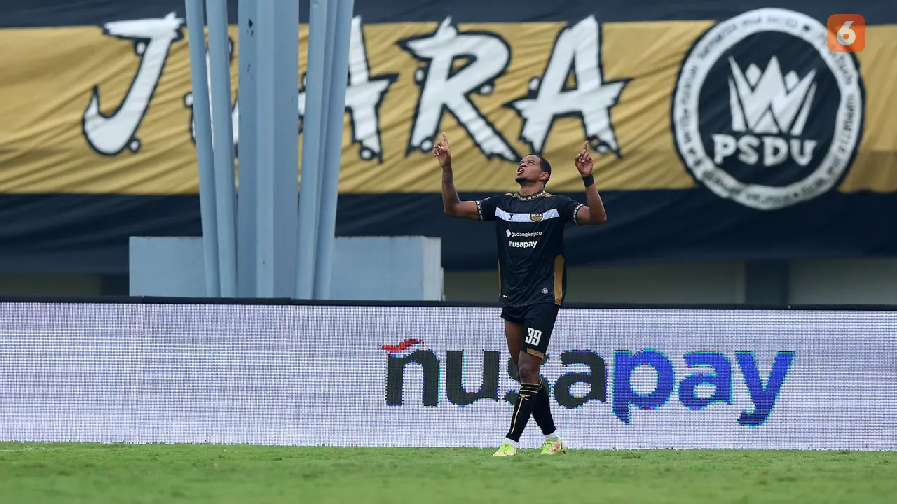 Alex Martins - Arema FC