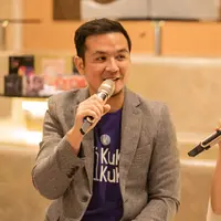 Solusi bagi pasangan suami istri melalui buku karya Ardo Sebastian dan Istri.