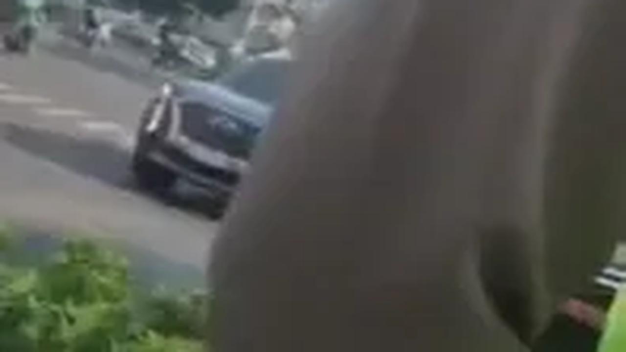 Pemotor yang Dibentak 'Monyet' oleh Polisi Ternyata Penjual Roti, Sempat Memohon Diizinkan Antar Pesanan Dulu