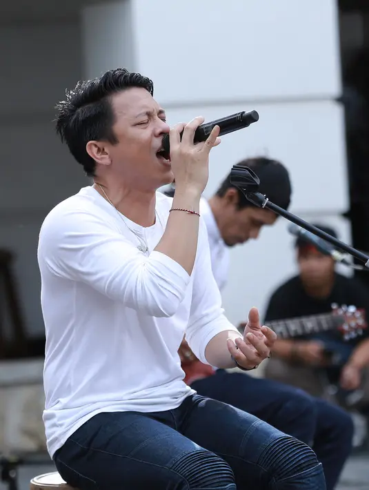 Pemilik nama Nazriel Irham itu mengaku bahwa Lebaran, merupakan waktu bisa ketemu dengan keluarganya yang jauh-jauh sekalipun. (Galih W. Satria/Bintang.com)