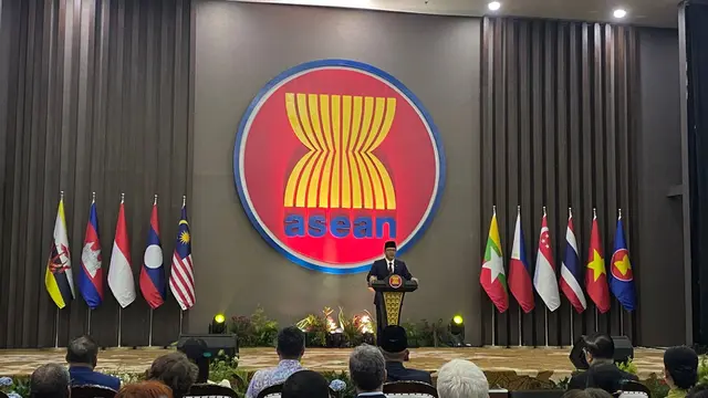 Menteri Luar Negeri RI Sugiono menyoroti penderitaan warga Gaza pada peringatan Hari ASEAN di Jakarta pada Jumat (8/8/2025) (Dok. Liputan6.com/Teddy Tri Setio Berty).