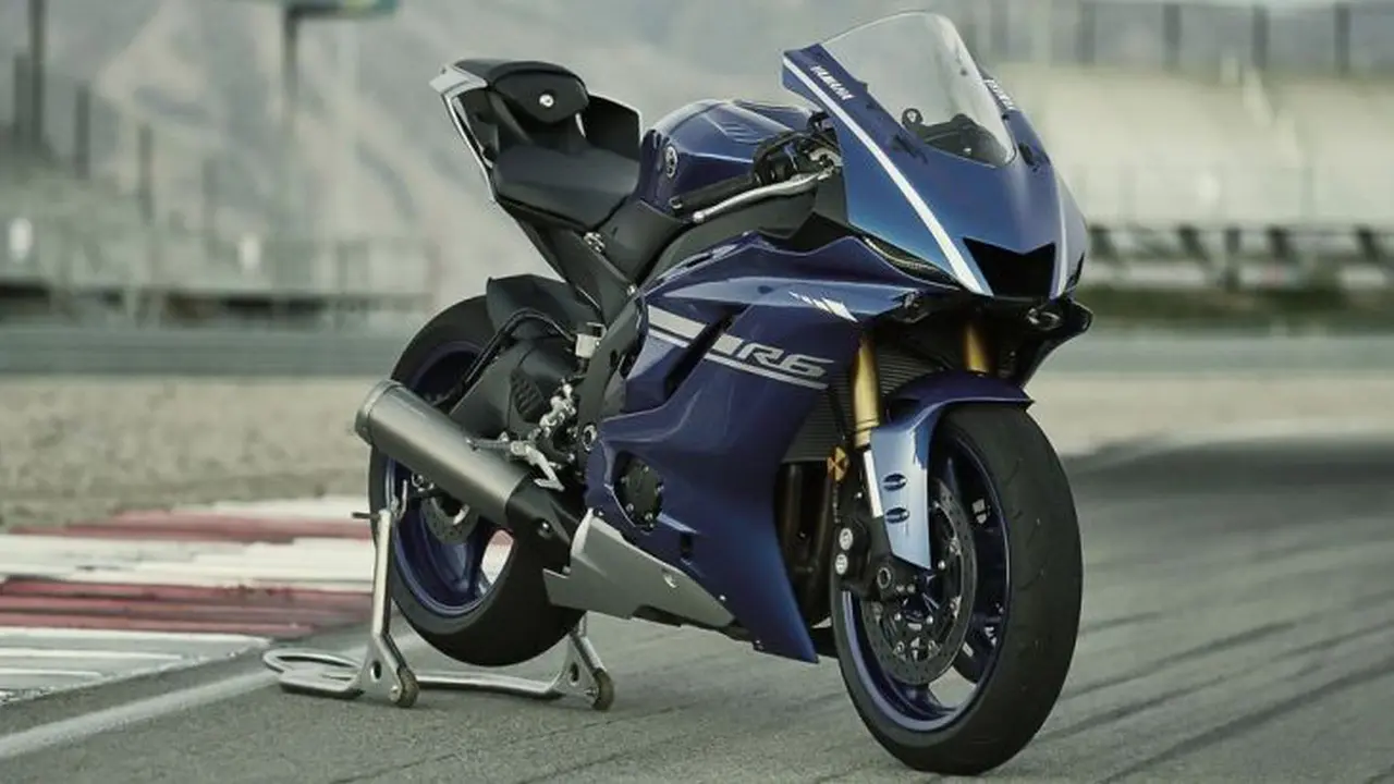 Yamaha R6
