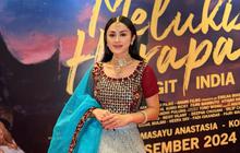 Pakai Baju Saree, Selvi Kitty di Gala Premier Film 'Melukis Harapan di Langit India