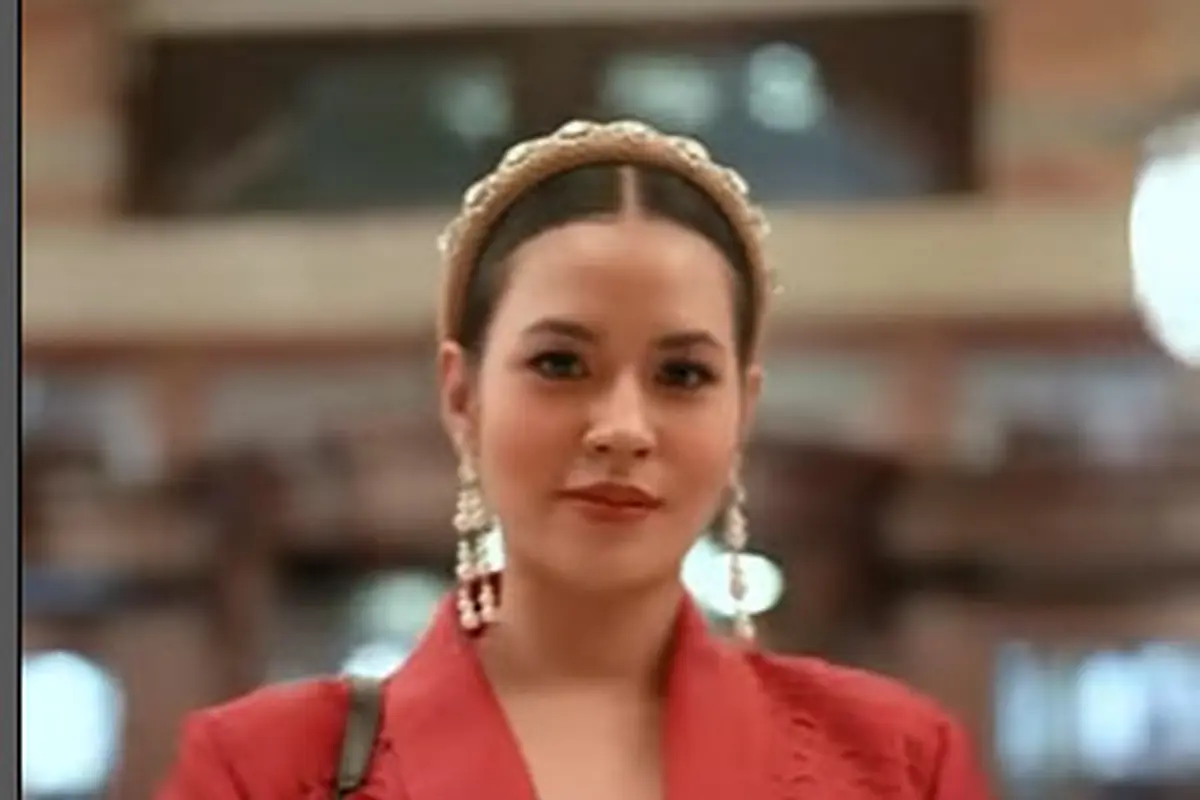 5 Tampilan Anggun Raisa Pemotretan di London Layaknya Model Profesional