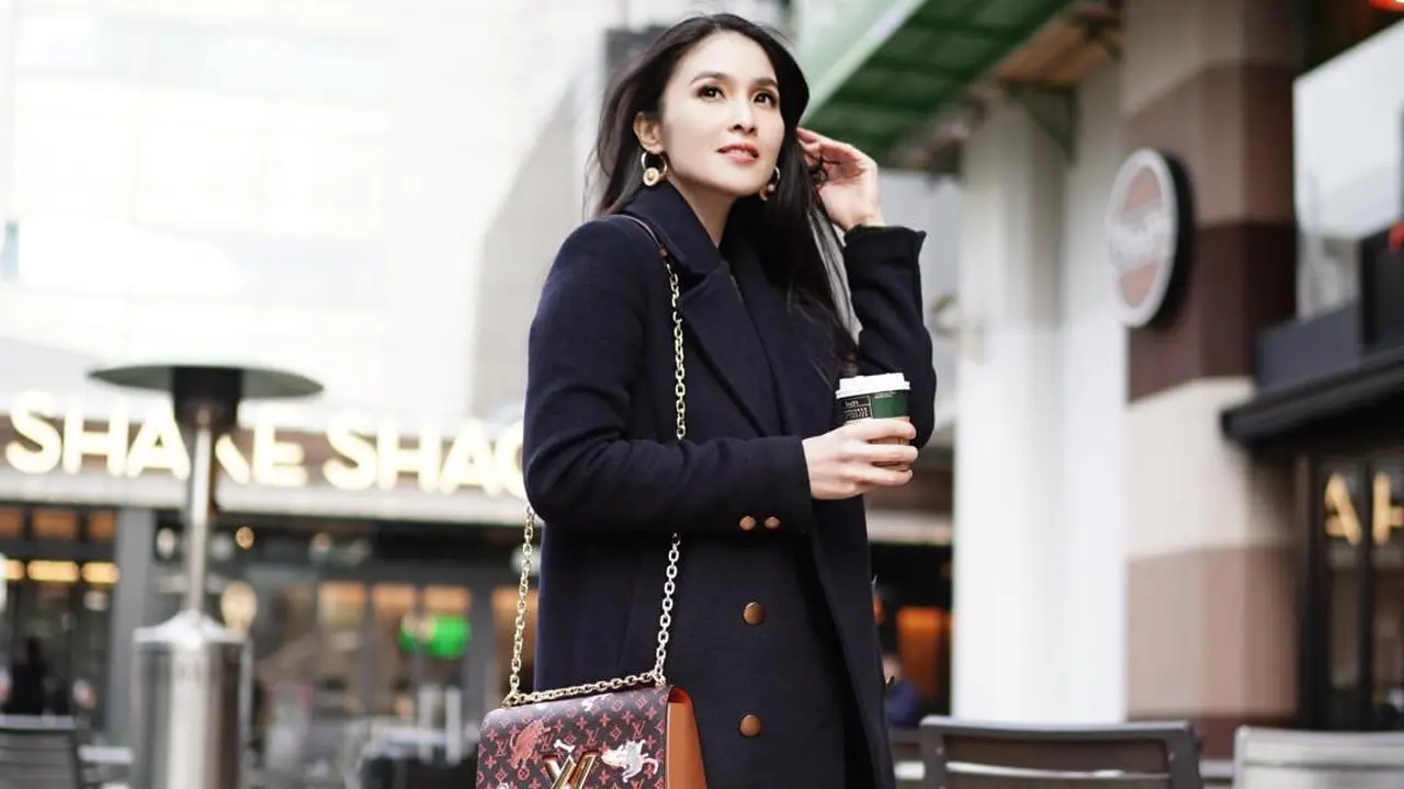 Sandra Dewi