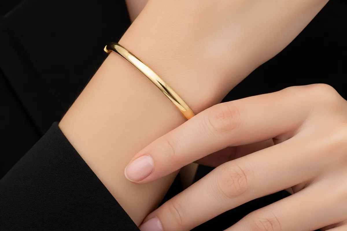 Gelang Emas Model Bangle Tipis