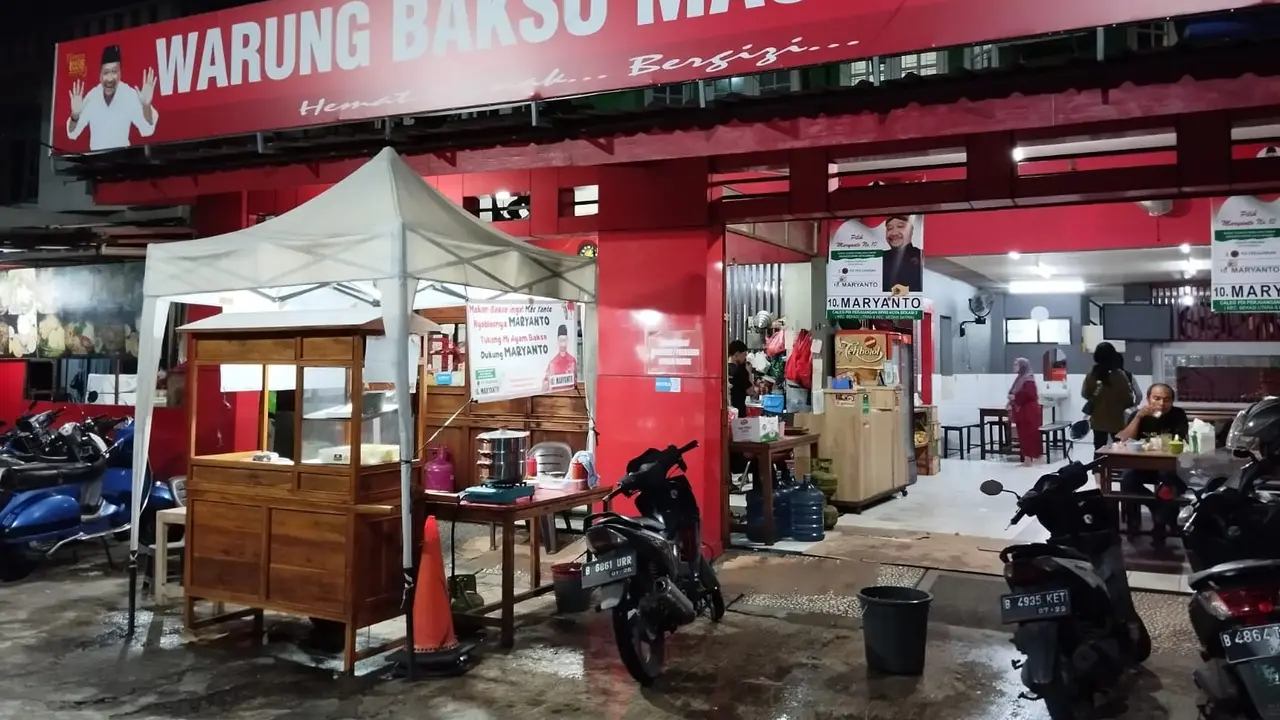 Warung Bakso Mas Yanto di Kaliabang Tengah, Bekasi Utara