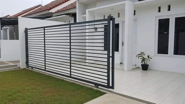 10 Model Pagar Mepet Teras Rumah Subsidi, Desain Minimalis, Fungsional, dan Estetik