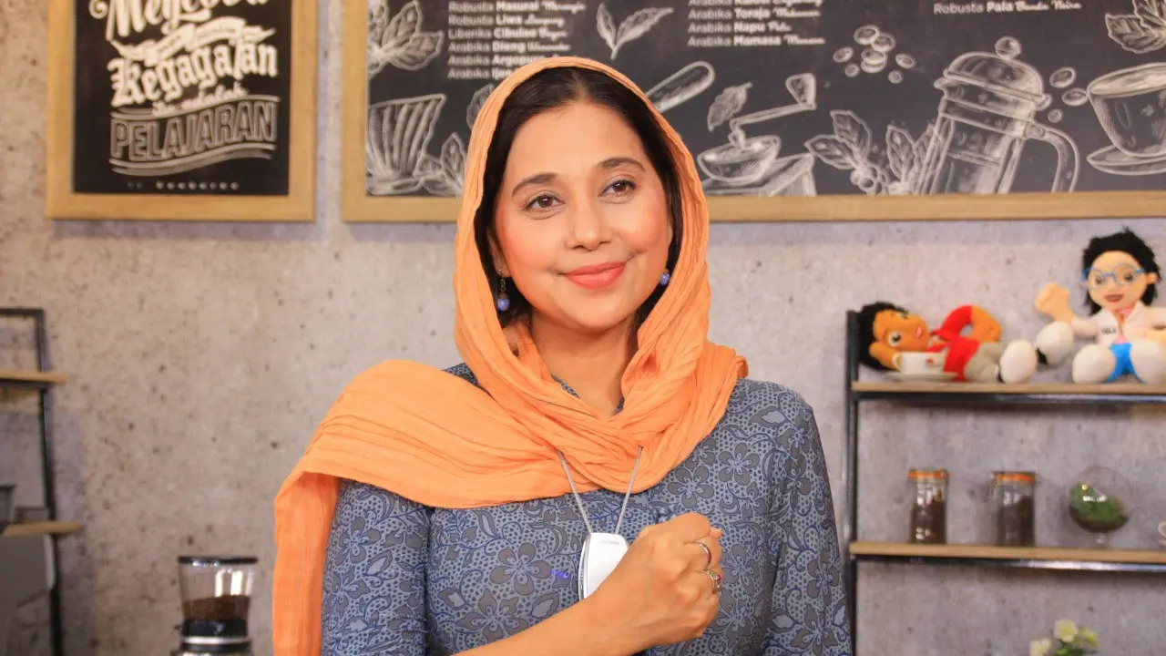 Ayu Azhari