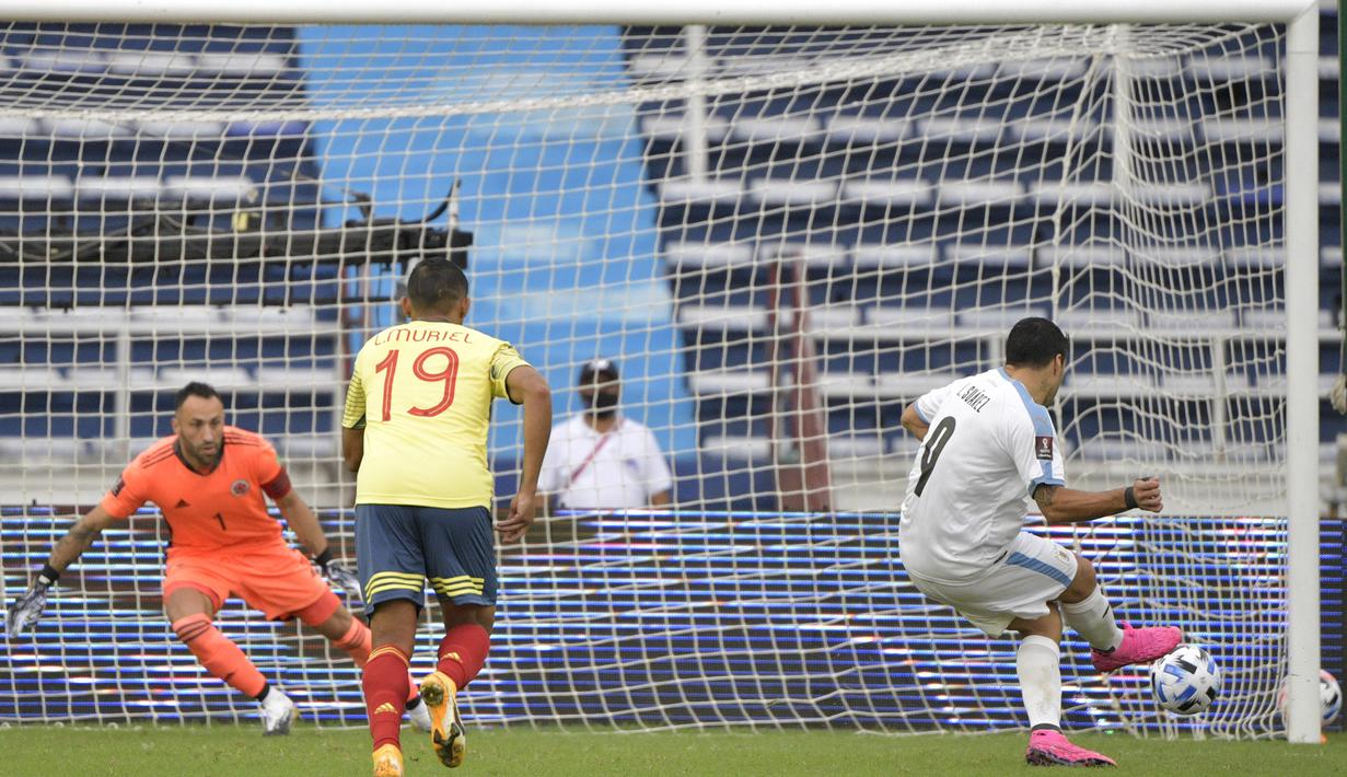 FOTO: Luis Suarez dan Cavani Cetak Gol, Uruguay Hajar ...