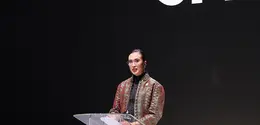 Menter Pariwisata Republik Indonesia Widi Wardhana buka Jakarta Fashion Week 2027 dengan sentuhan wastra (dok. JFW)