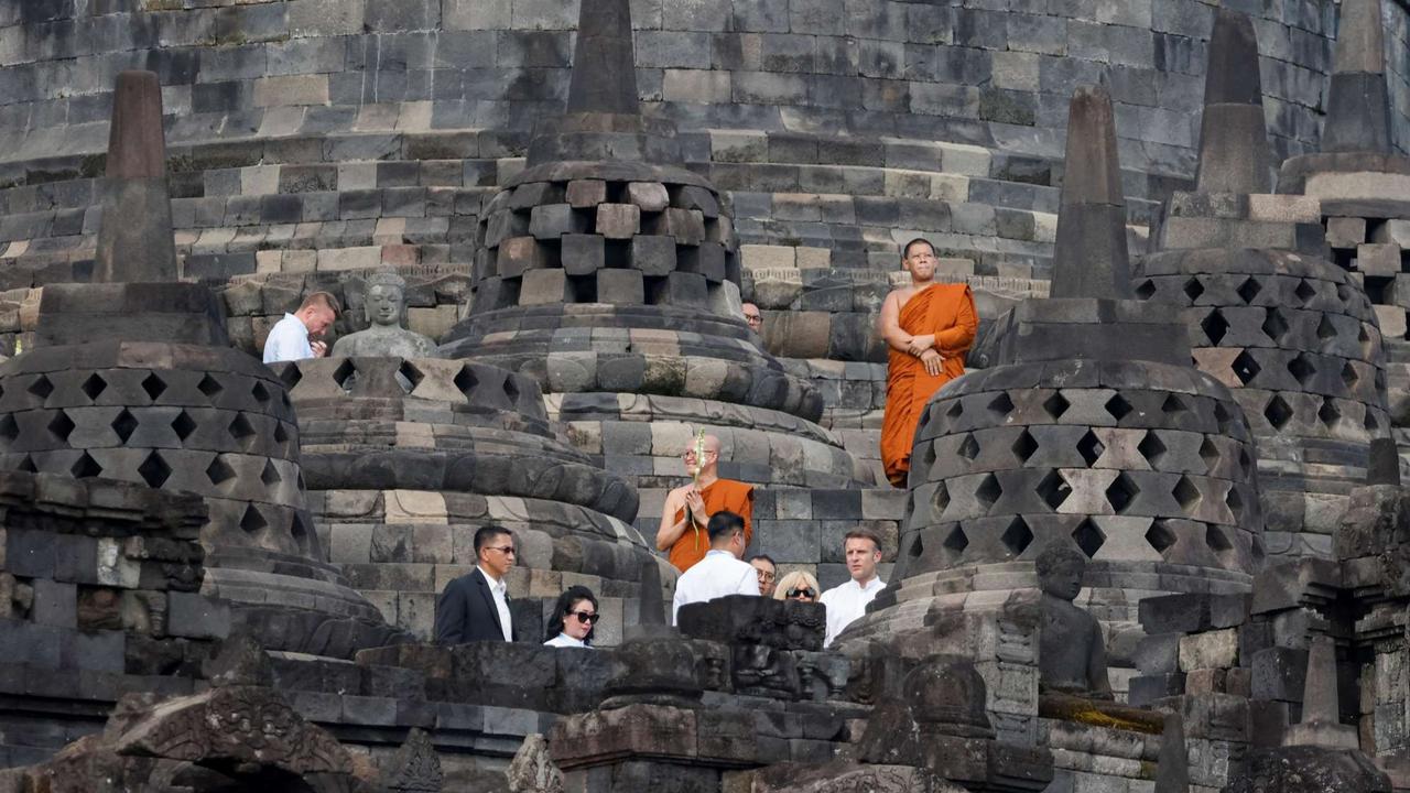 Prabowo ajak Presiden Prancis Emmanuel Macron keliling Candi Borobudur