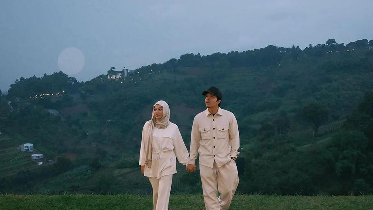 7 Potret Aurel Hermansyah Staycation di Villa Seharga Rp15 Juta Per Malam, Nikmati Pemandangan dari Atas Bukit - Mesra Bareng Atta Halilintar