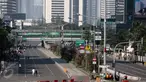 Suasana saat Car Free Day di Kawasan Bunderan HI, Jakarta, Minggu (12/6/2016). Hari Minggu pertama di bulan Ramadan tampak sepi dibandingkan dengan hari Minggu pada umumnya. (Liputan6.com/Faizal Fanani)
