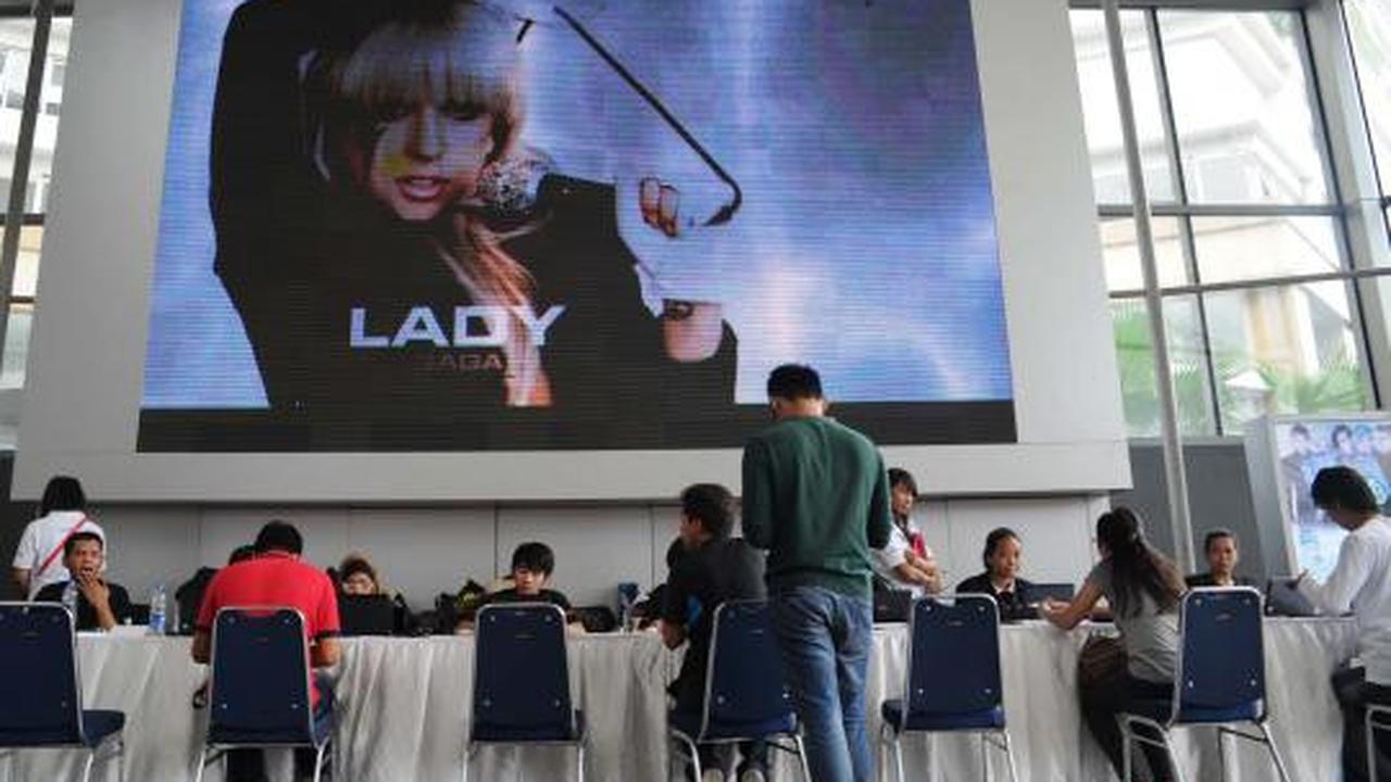 'Little Monsters' kembalikan tiket konser Lady Gaga