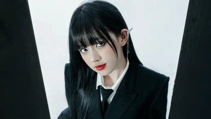 kombinasi lipstik dan outfit