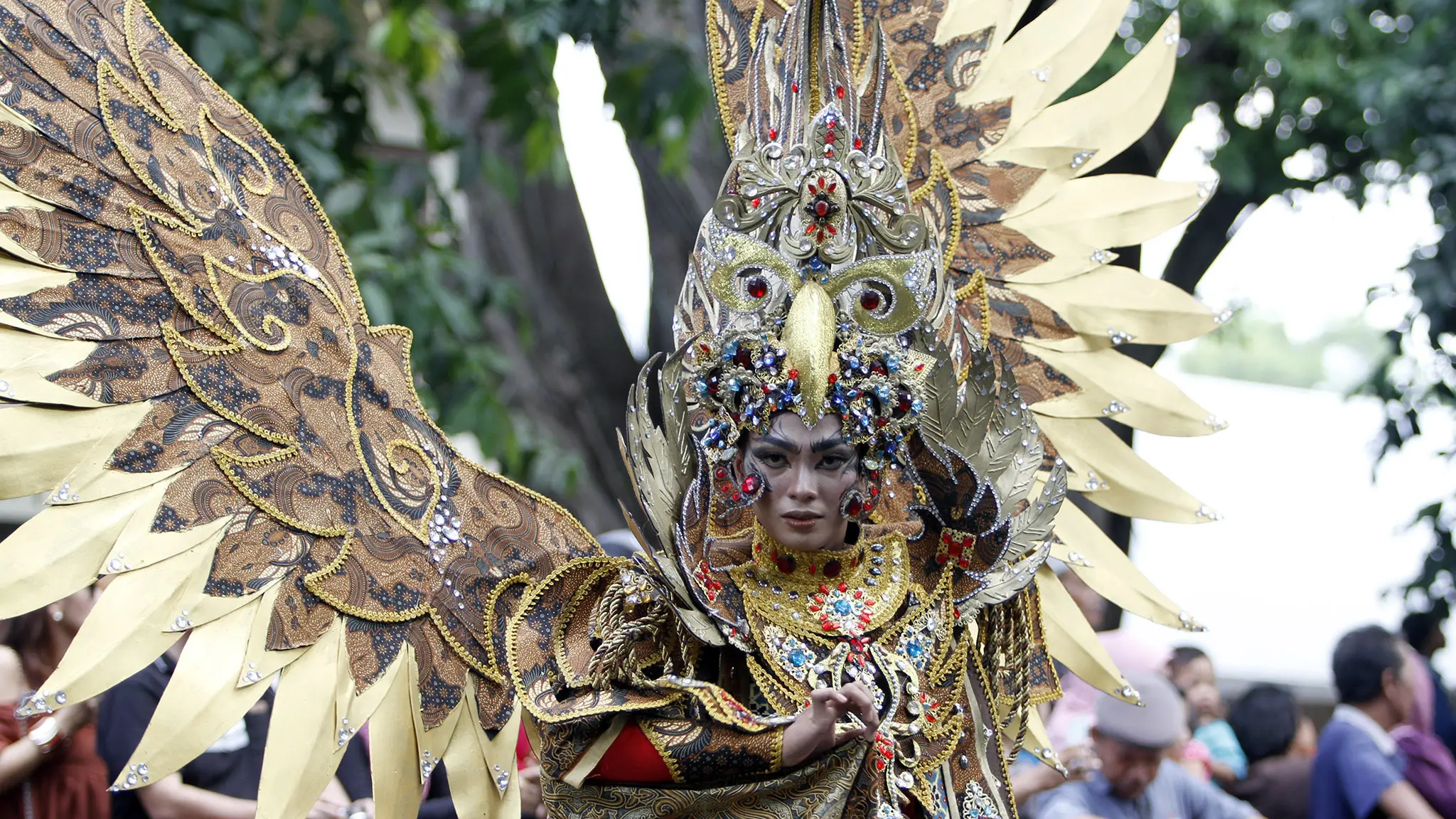 Sepanjang kehadirannya, Solo Batik Carnival juga tak lepas dengan kritikan pedas para penikmat, yakni monoton dan mandeg. (Liputan6.com/Fajar Abrori)