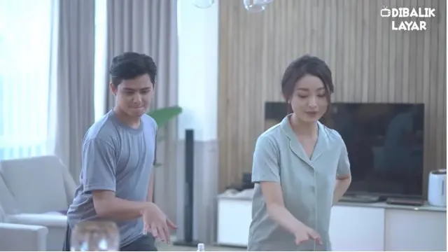 6 Potret Natasha Wilona Berhasil Ajari Aliando Syarief Joget TikTok, Bikin Heboh