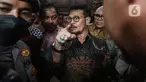 Mantan Menteri Pertanian Syahrul Yasin Limpo (SYL) usai mengikuti sidang pembacaan putusan di Pengadilan Tindak Pidana Korupsi (Tipikor) Jakarta, Kamis (11/7/2024). (Liputan6.com/Angga Yuniar)