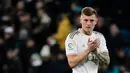 4. Toni Kross - Gelandang berusia 30 tahun ini tampil apik di lini tengah Real Madrid pada kompetisi Liga Champions 2019/2020. Meski gagal membawa Real Madrid meraih gelar juara Liga Champions, Kroos mampu membuktikan dirinya sebagai gelandang terbaik. (AFP/Javier Soriano)