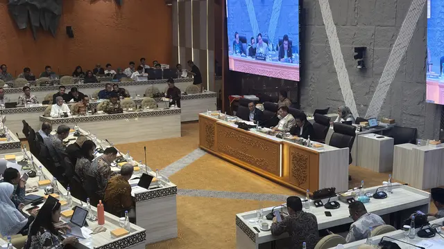 RUU LLAJ: Pemilik Kendaraan hingga Barang Bisa Kena Sanksi ODOL