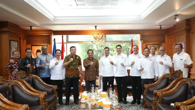 Diskusi Mendagri dan Kadin Soal Pemberdayaan UMKM untuk Dukung Pertumbuhan Ekonomi Daerah